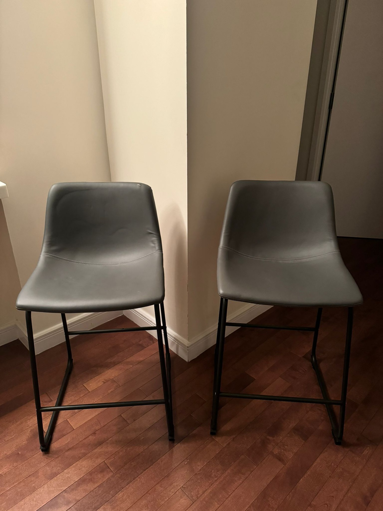 2 x Counter Height Chairs - photo 5