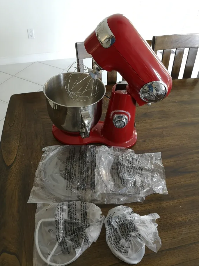 Cuisinart Stand Mixer - Moving Sale image indicator(2)