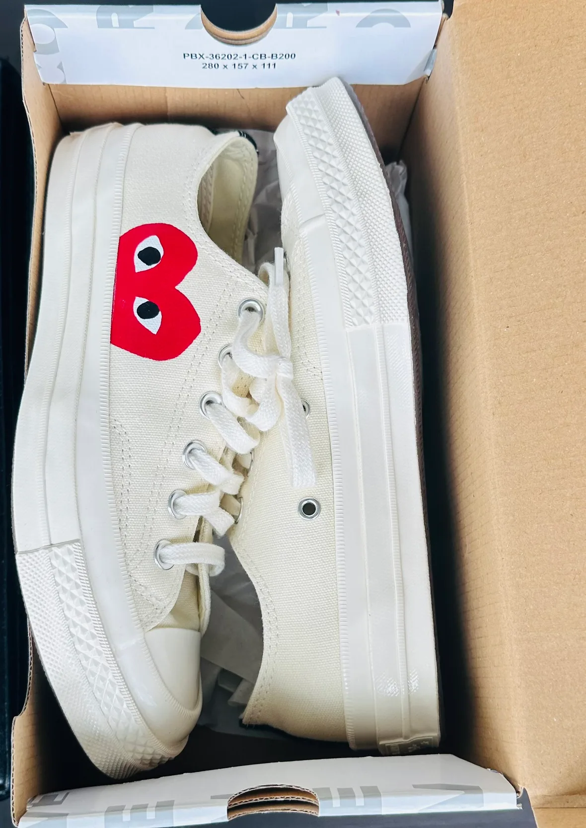 NEW-CONVERSExCDG PLAY-Sneakers size 8 - $180 image indicator(5)