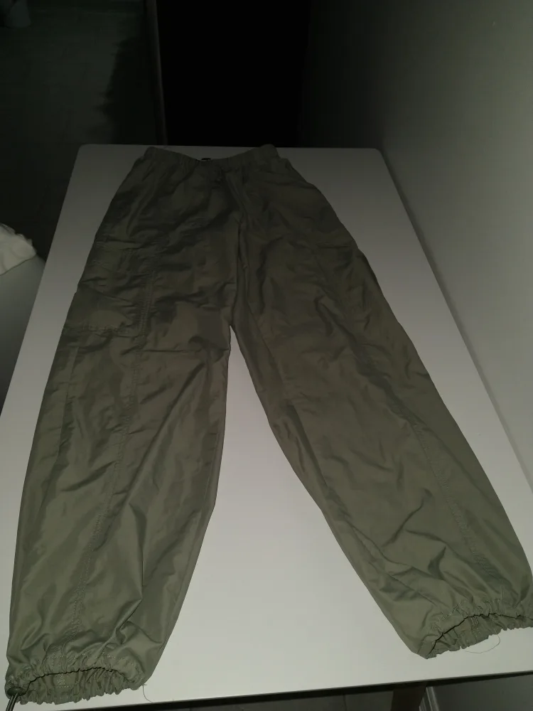 pants for women thumbnail