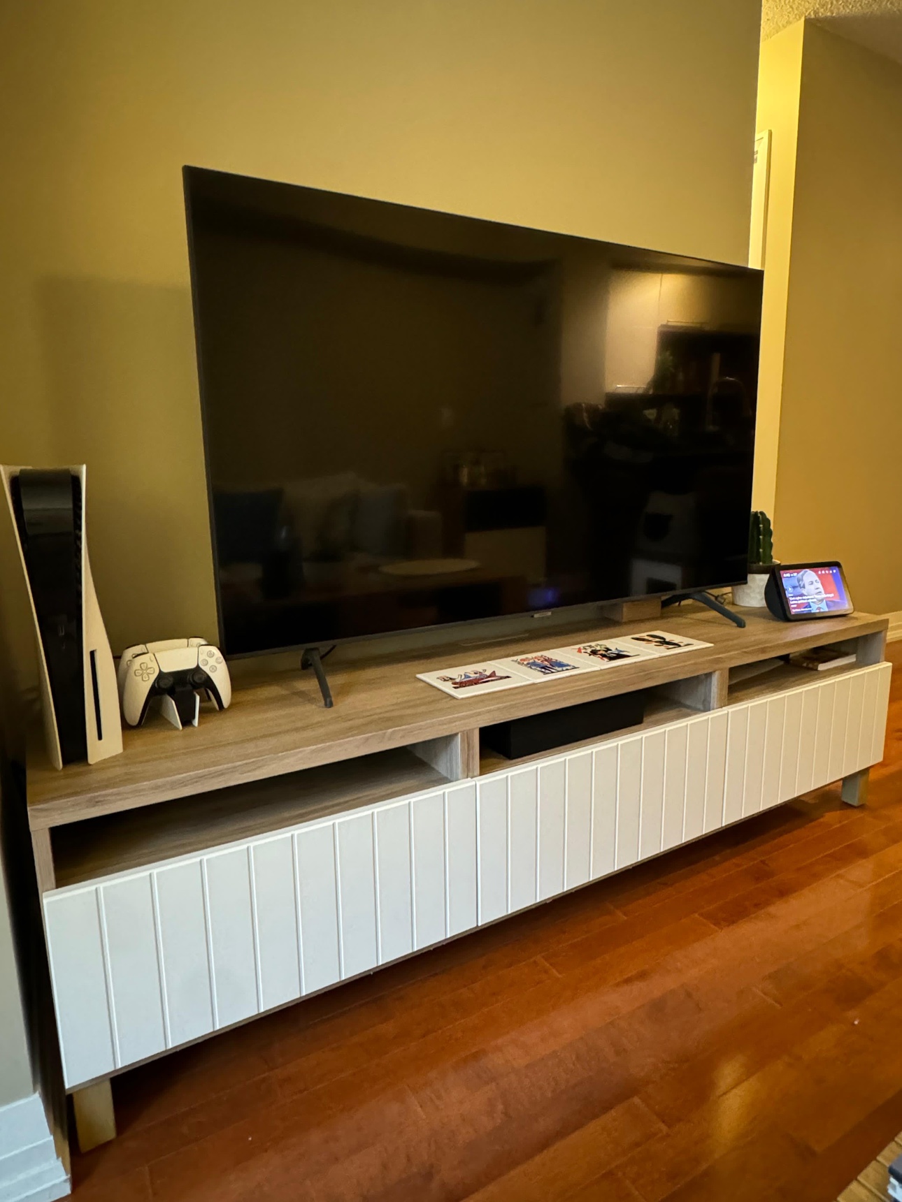 TV Stand - photo 5