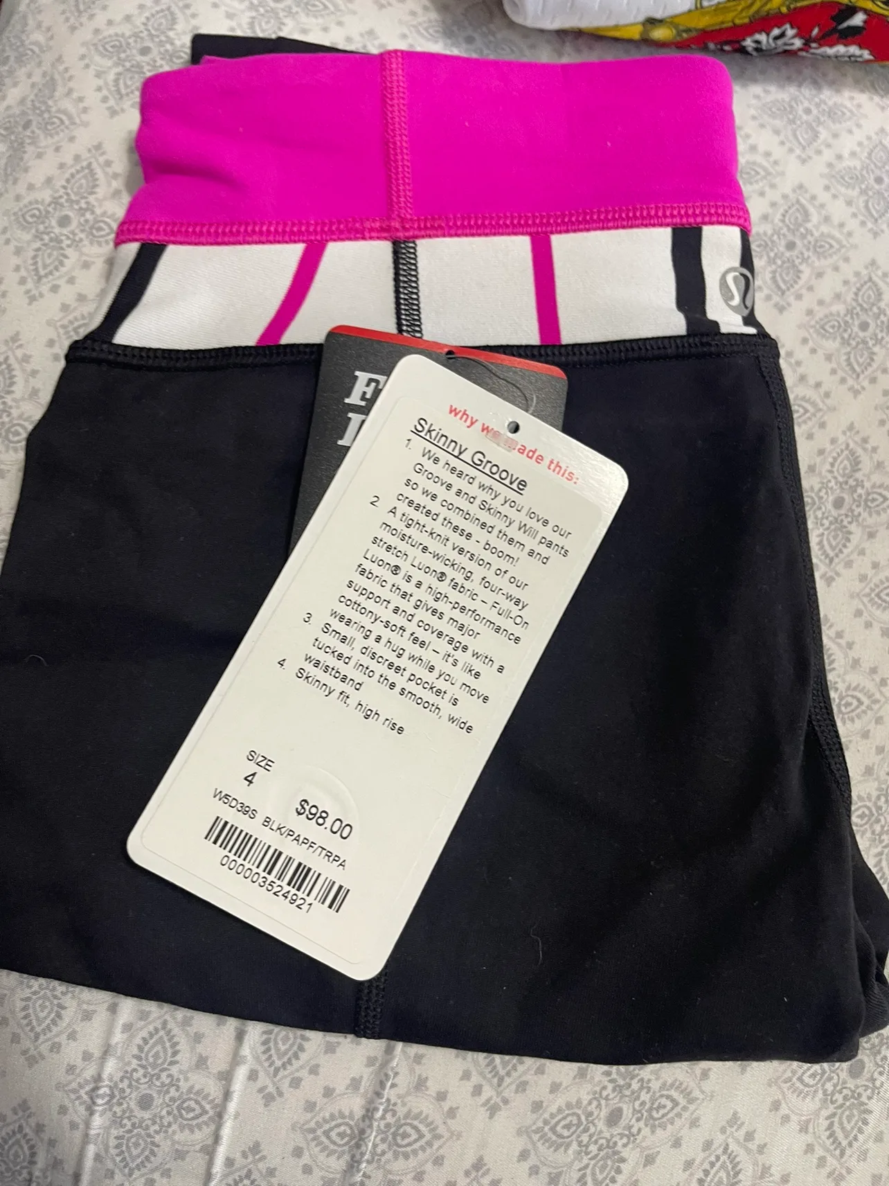 Lululemon Skinny Groove Pants image indicator(2)