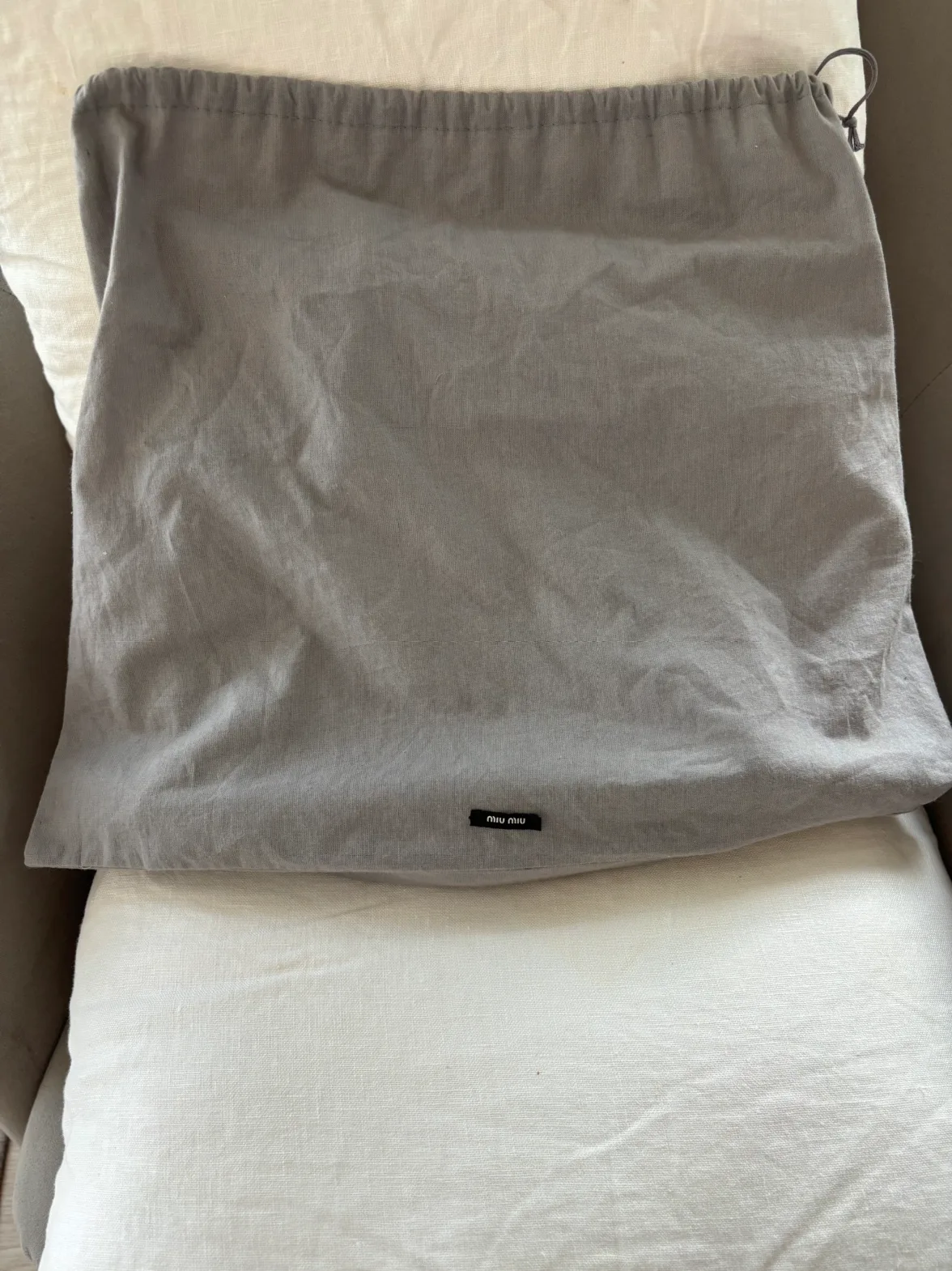 Miu Miu blue Matelasse coffer Leather Bag image indicator(4)