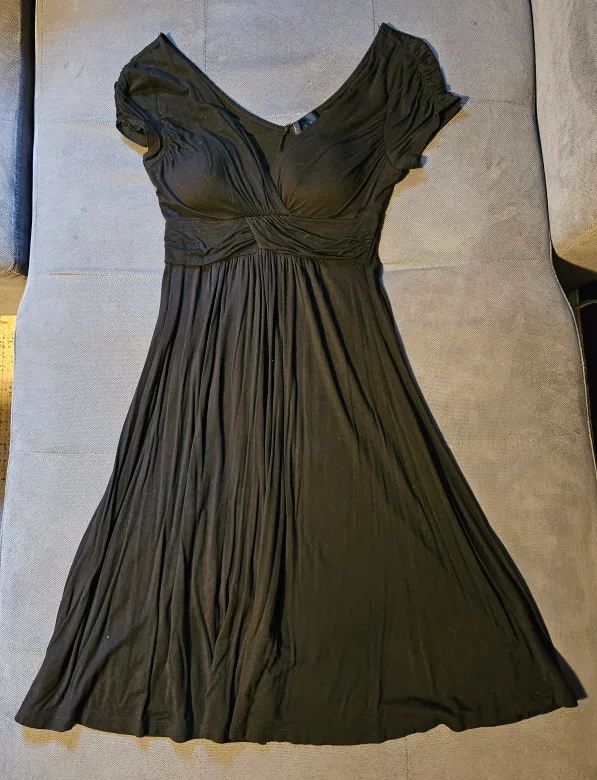 Black V-Neck Dress thumbnail