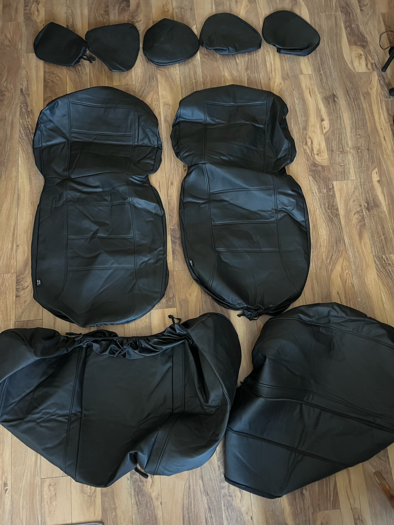 Glovebox universal car seat covers