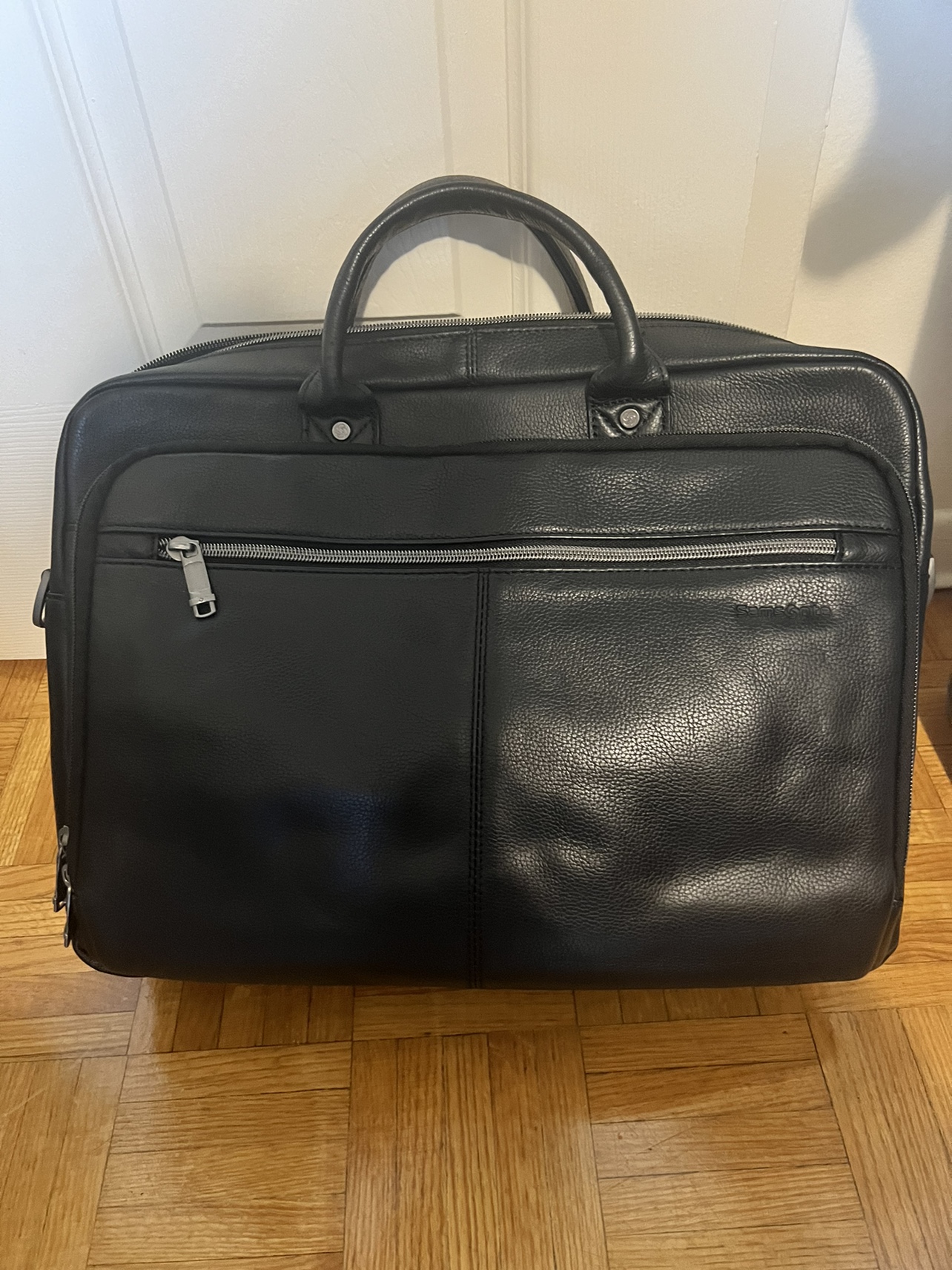 Samsonite Black Leather Briefcase bag