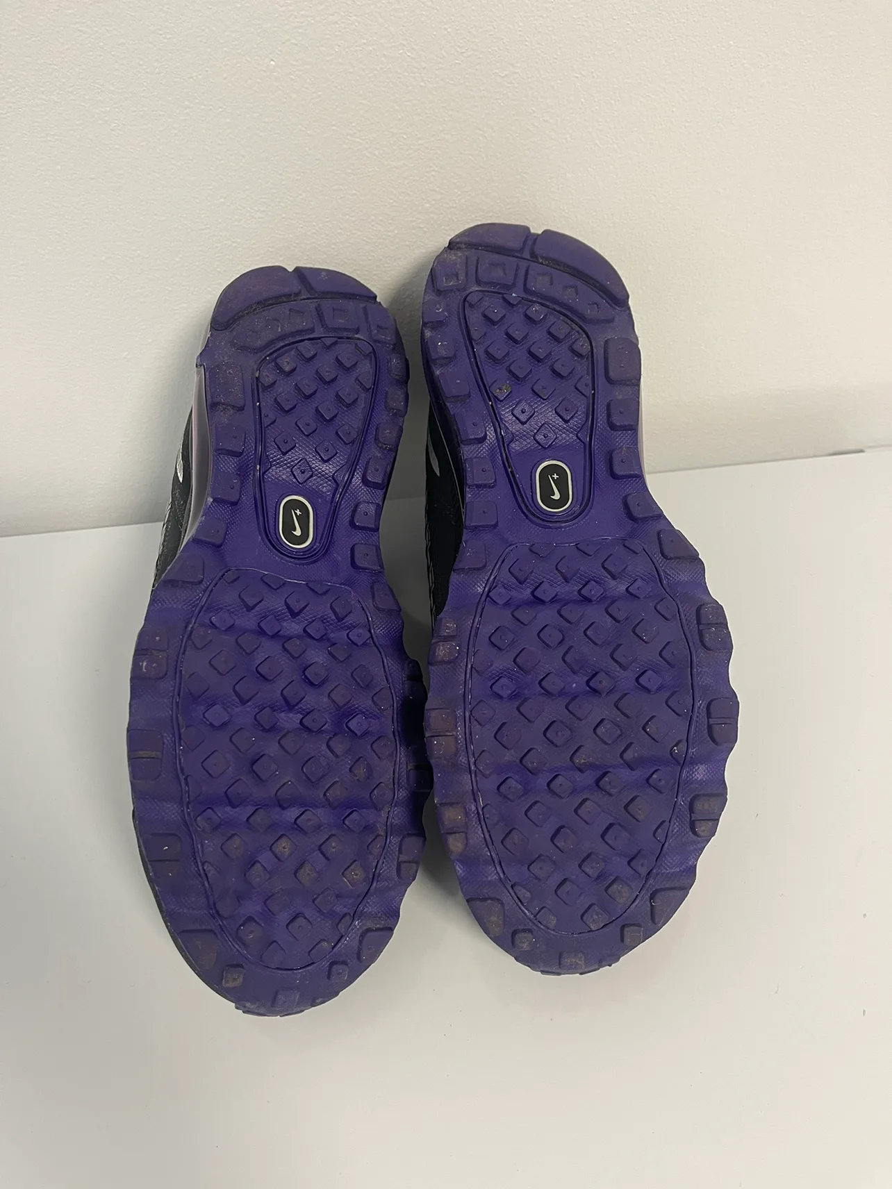 Nike Men’s size 11 image indicator(3)