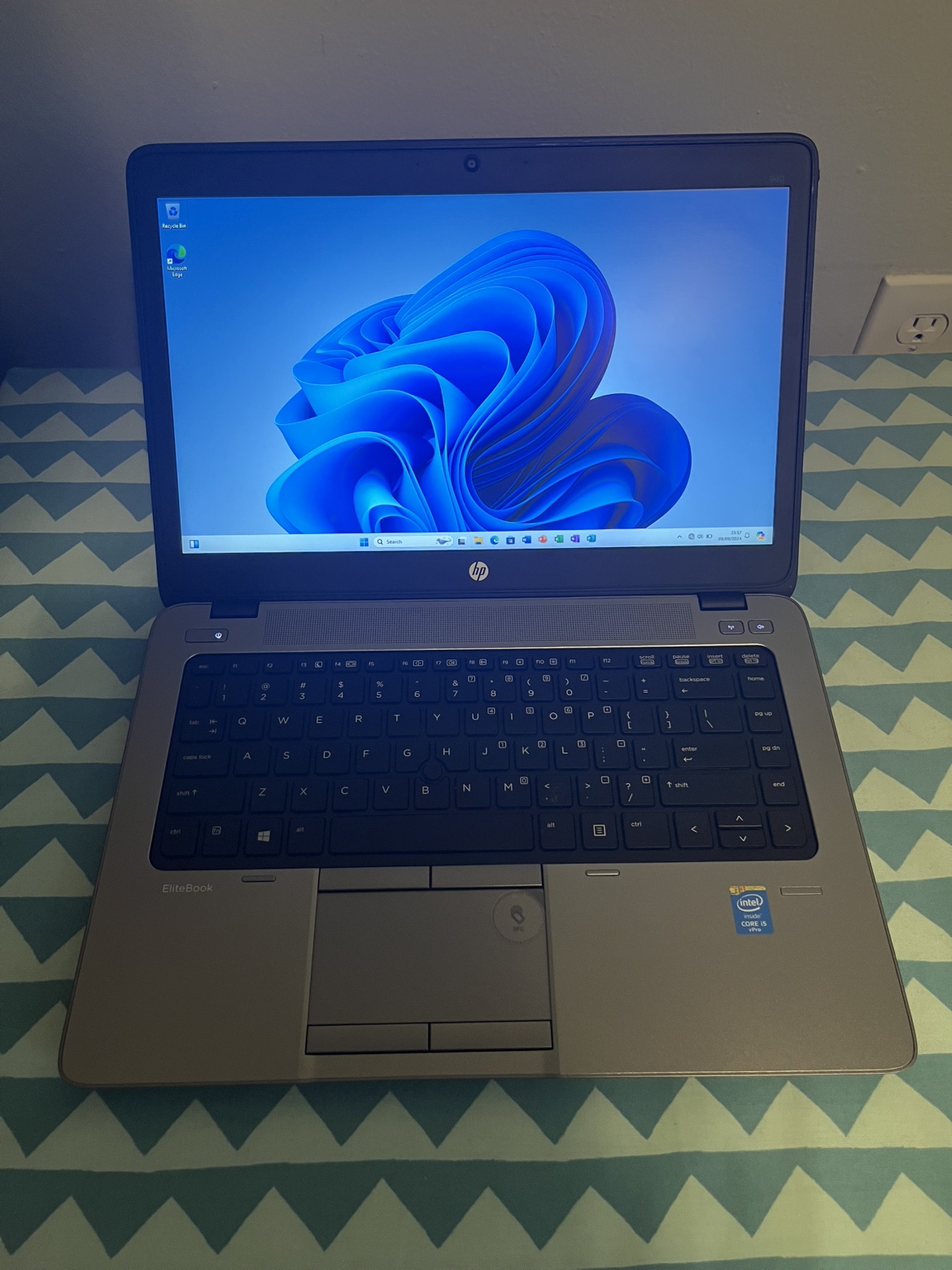 HP Elitebook 840 G2 | 8 GB | 128 GB SSD - photo 2
