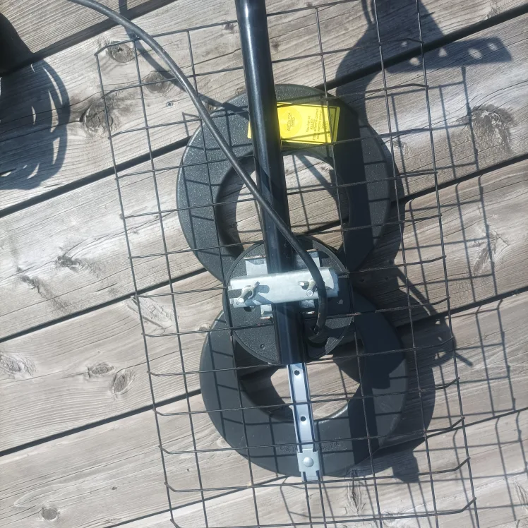 Indoor/Outdoor TV Antenna image indicator(4)