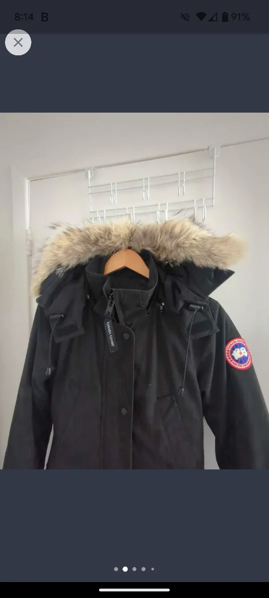 Canada Goose jacket image indicator(3)