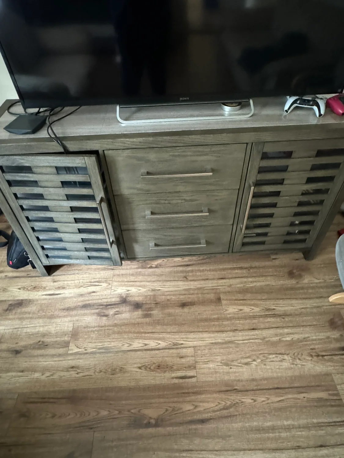 Dining Table and 8 Chairs image indicator(2)