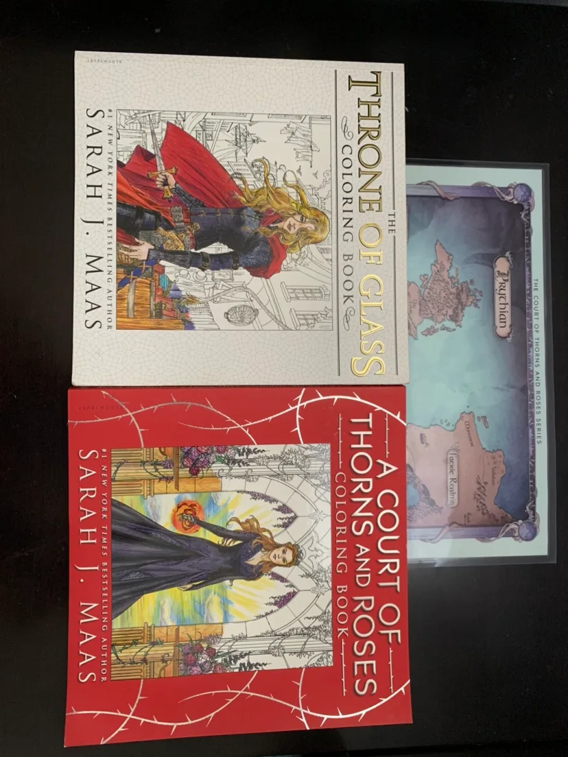 A Court of Thorns and Roses + Throne Of Glass Coloring Book + Ma thumbnail