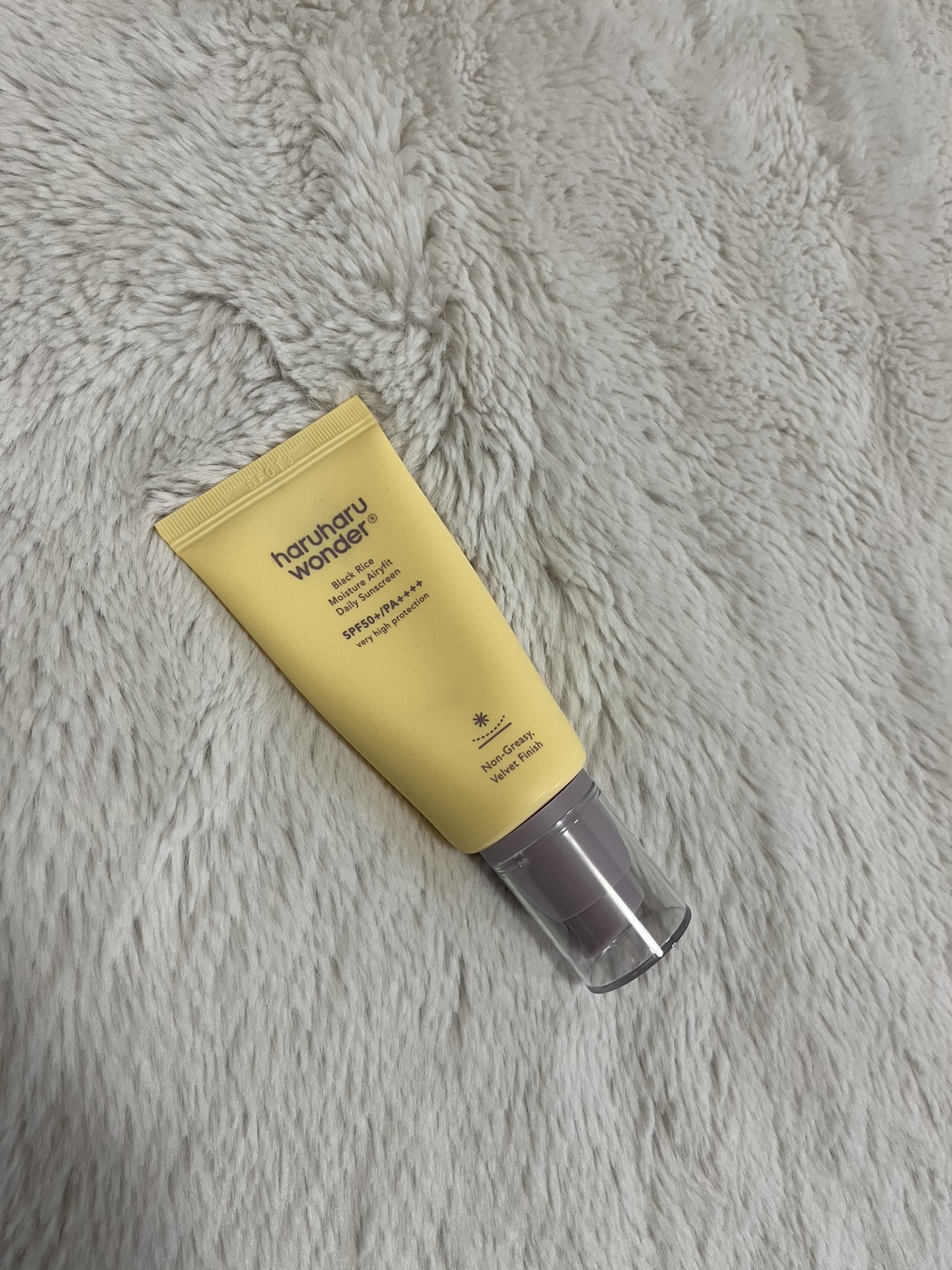 Haruharu Wonder Black Rice Moisture Airyfit Daily Sunscreen