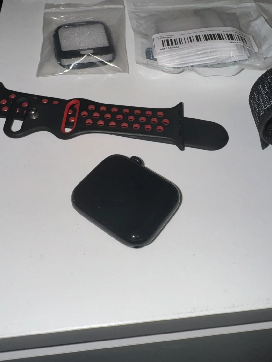 Apple Watch SE 2nd gen 44mm image indicator(2)