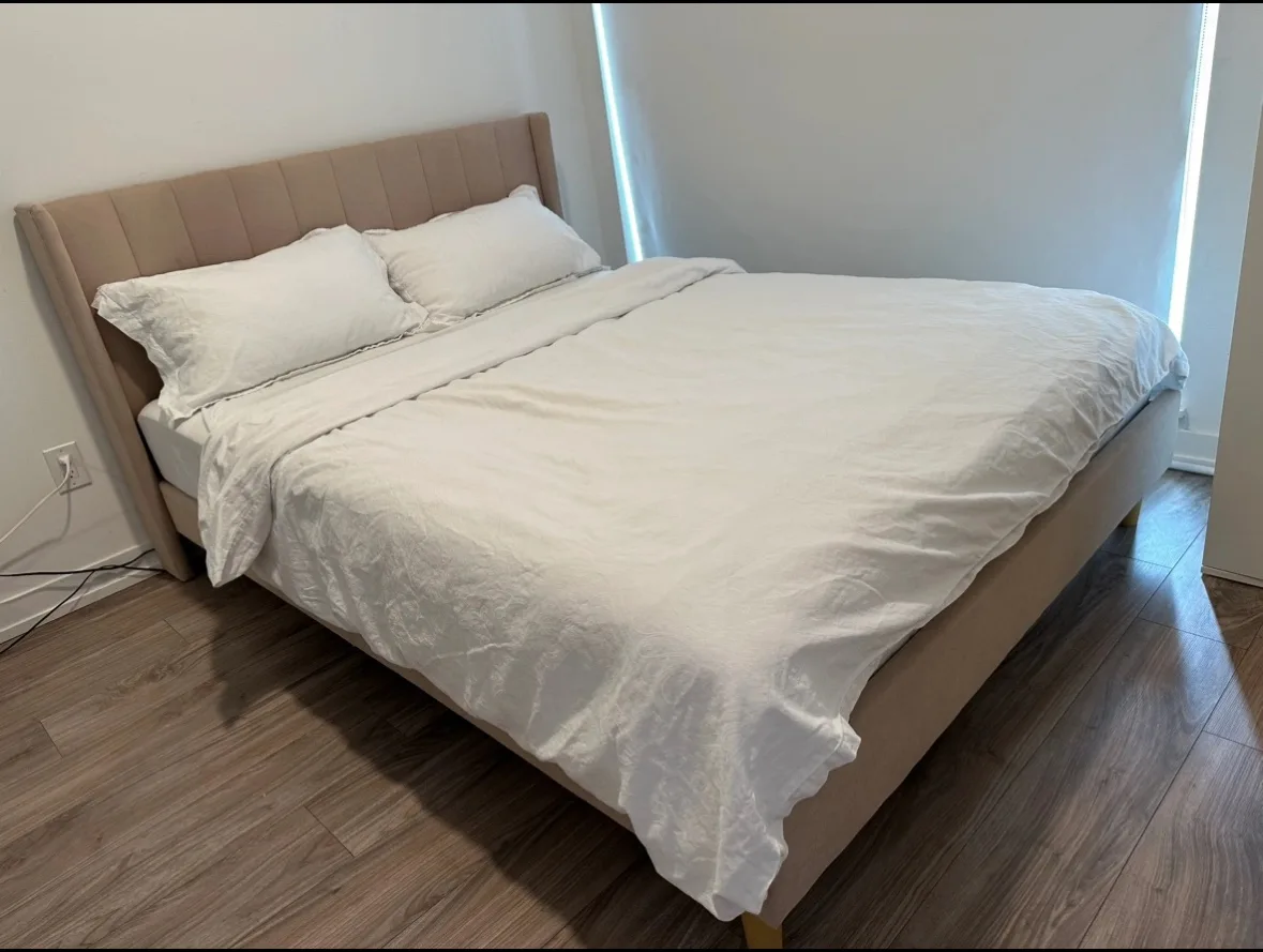 Like NEW Queen bed frame only image indicator(2)