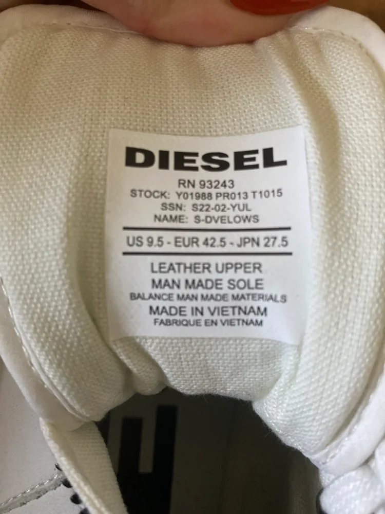 Diesel Men's White High-Top Sneakers image indicator(5)
