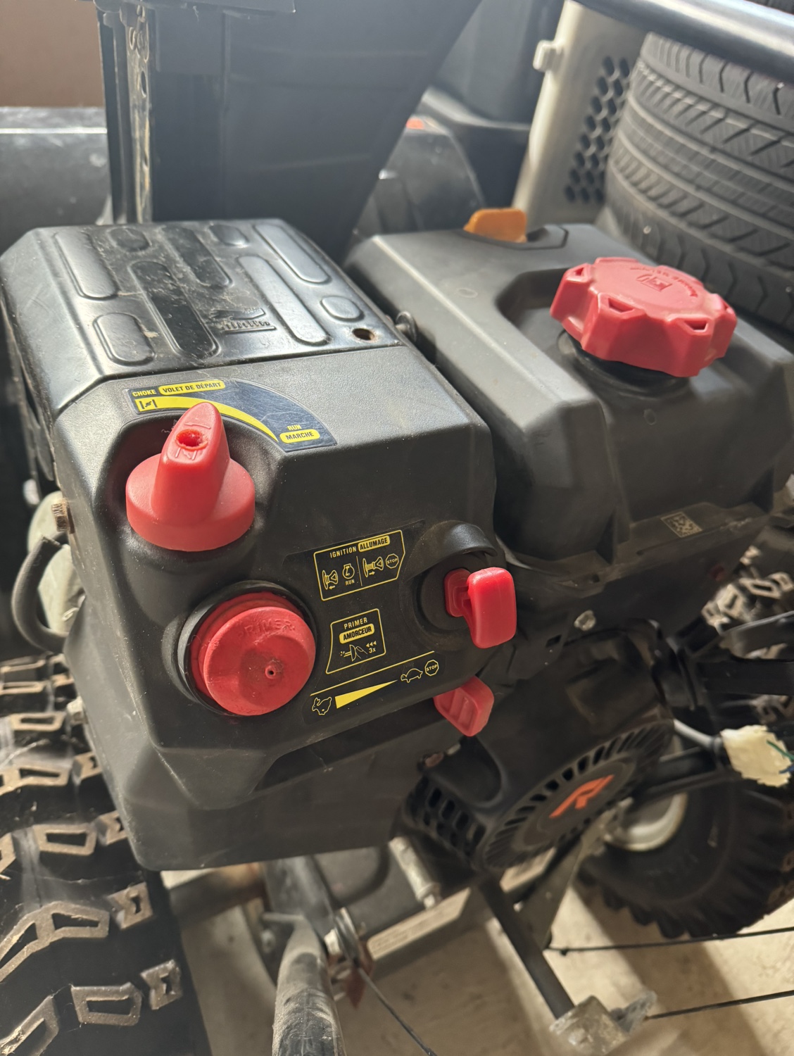 Remington 28" Snowblower - photo 3