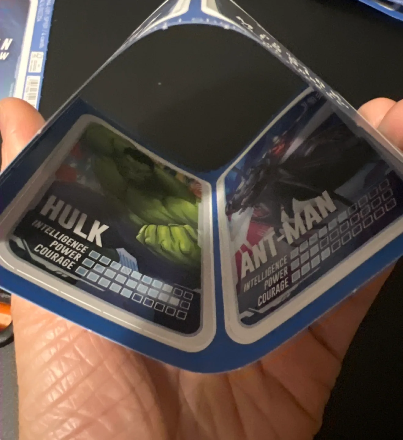 Marvel trading cards image indicator(4)