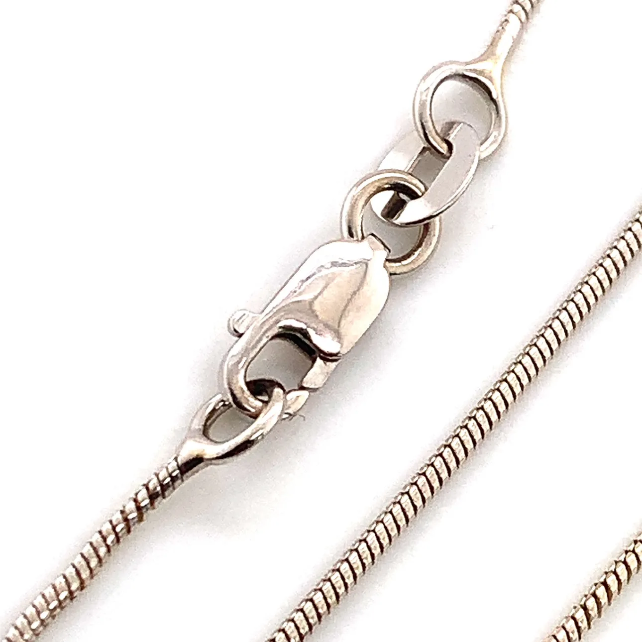 14k White gold 0.27Ct Solitaire Diamond Necklace image indicator(4)