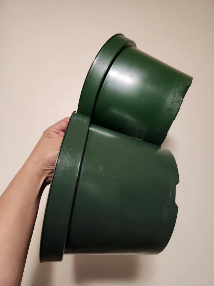 Two Green Plastic Plant Pots #freecycle image indicator(5)