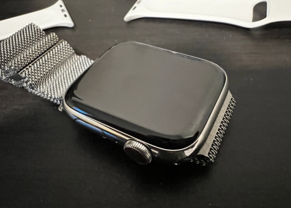 Apple Watch Series 4 stainless steel cellular and gps
