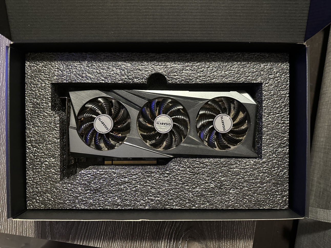 Gigabyte GeForce RTX 3060 Ti Gaming OC Pro 8G - photo 4
