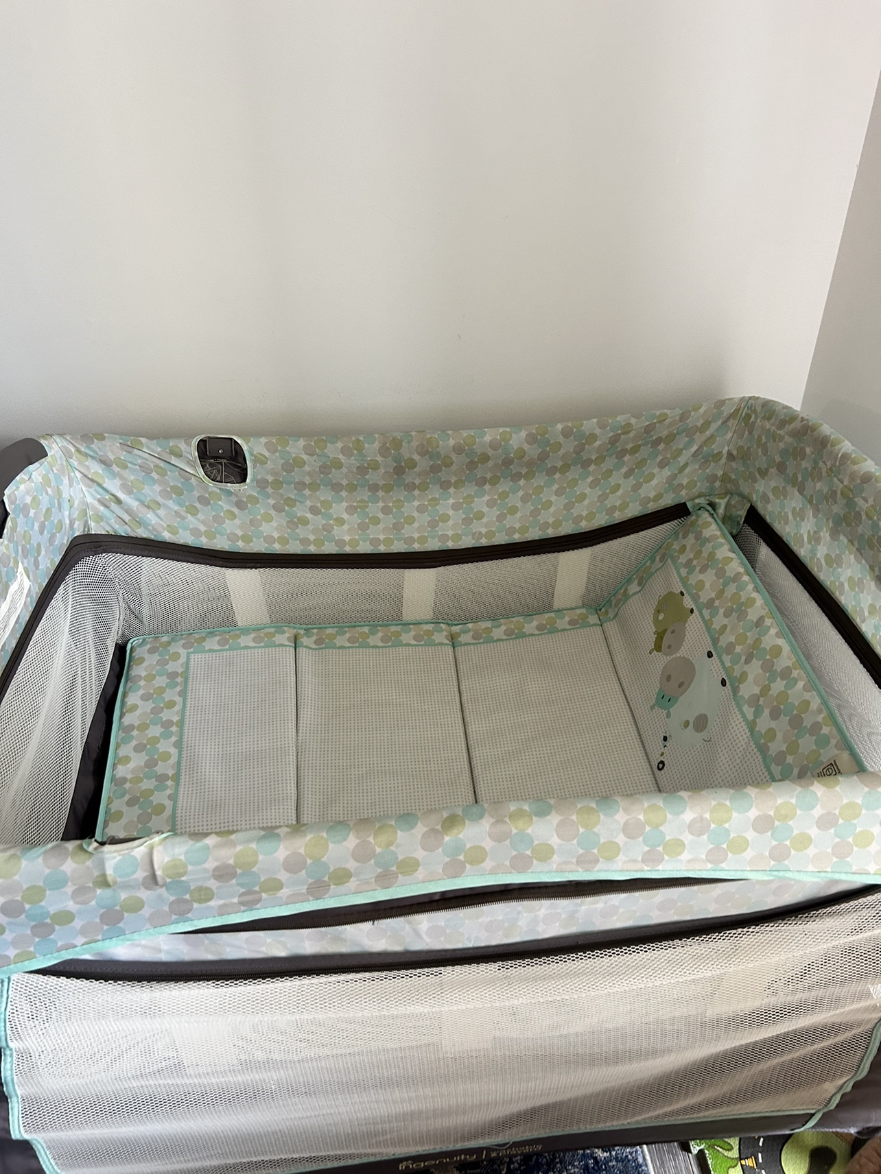 Graco Pack 'n Play Playard - photo 3
