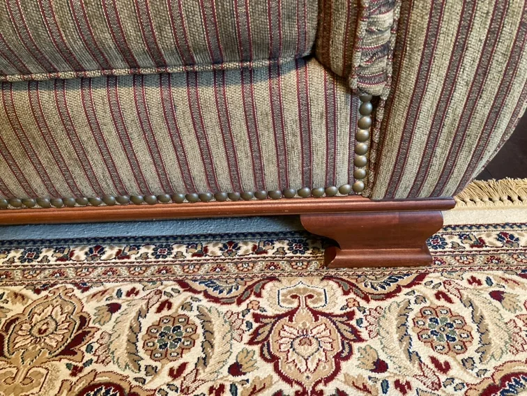 Striped Sofa image indicator(3)