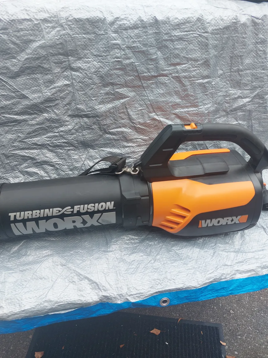 Worx Turbine Fusion Electric Leaf Blower thumbnail
