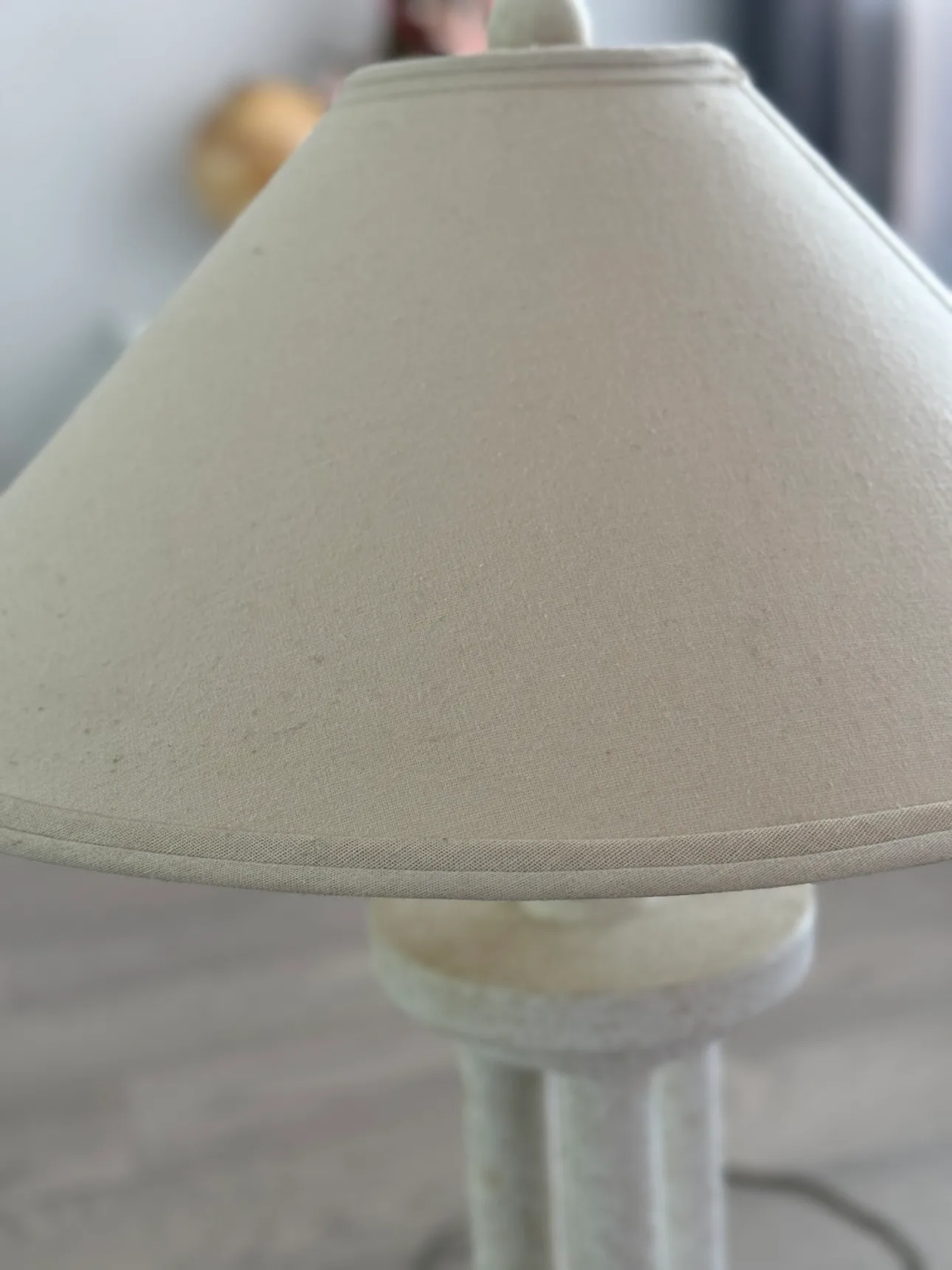 White Table Lamp with Shade image indicator(3)