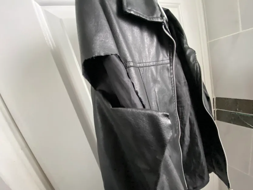 MARCO OUTERWEAR COLLECTION SZ Medium BLACK FAUX LEATHER LINED image indicator(4)