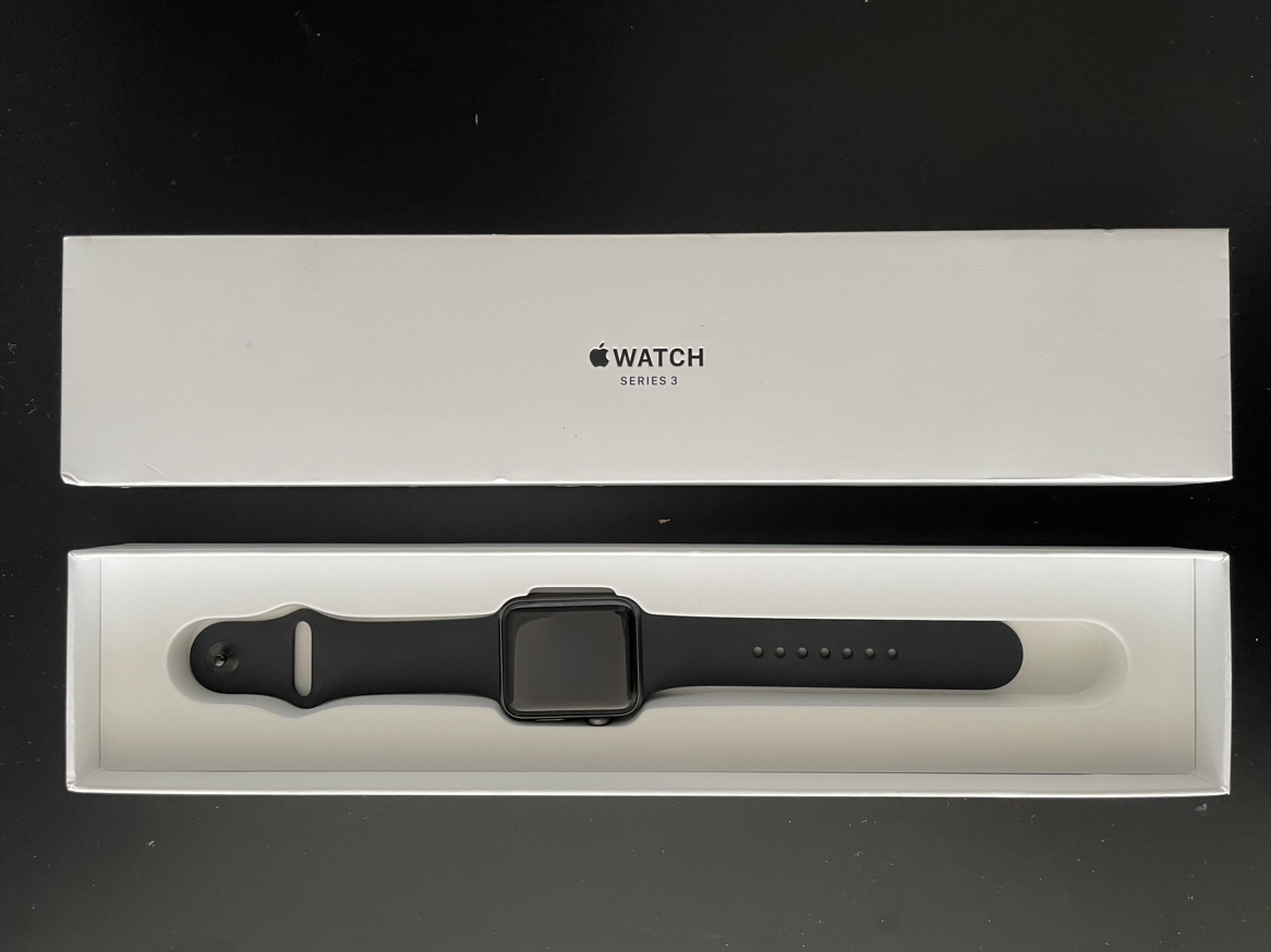 Apple Watch Series 3 - 42mm Space Grey Aluminium