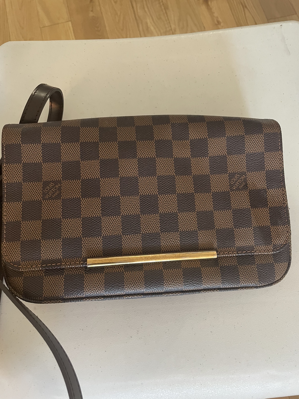 Louis Vuitton Hoxton PM