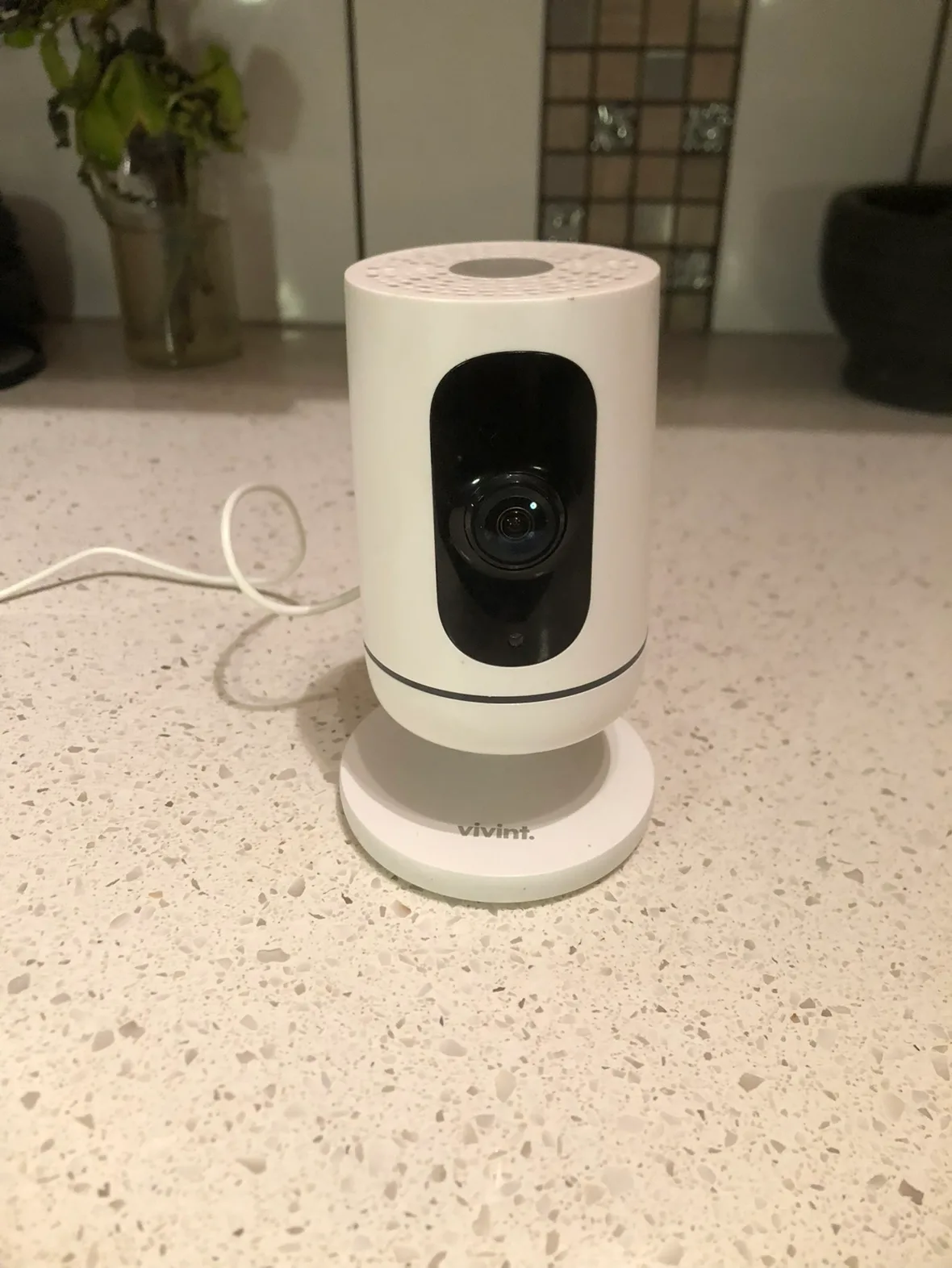 Vivint Indoor Camera image indicator(2)