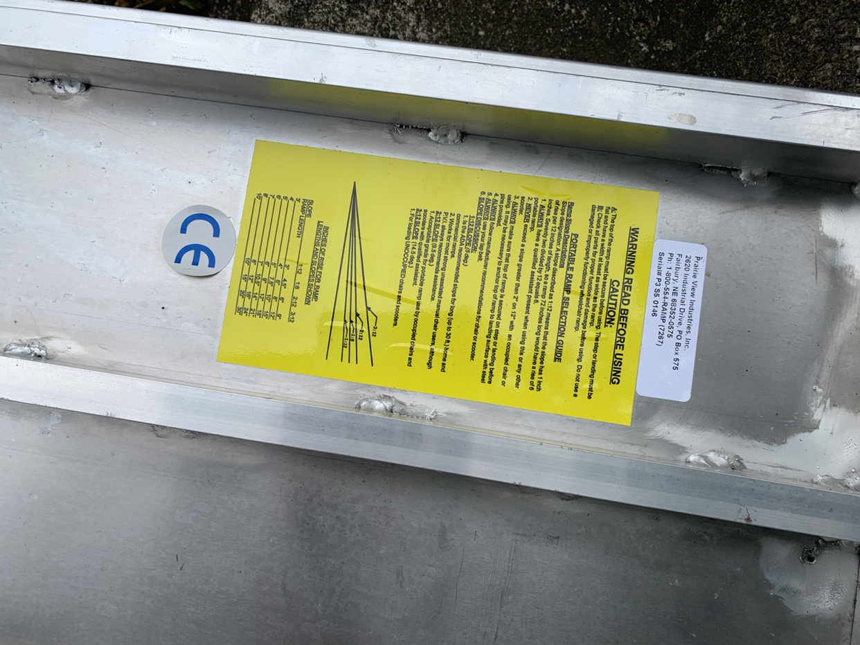 Praire View 5’ long 30” wheelchair ramp folding handle 800 lb - photo 5
