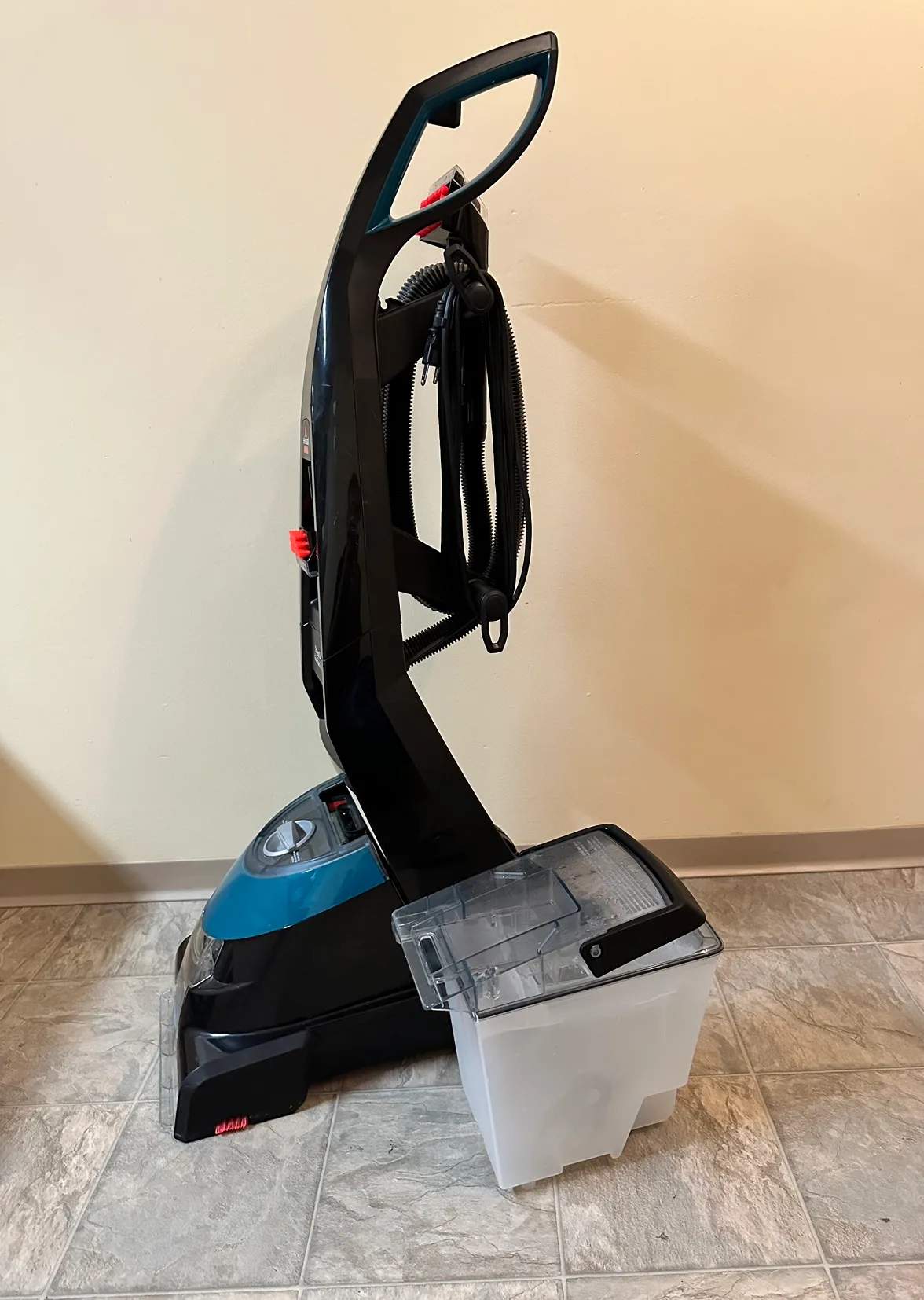 Deep Clean Essential Complete Carpet Cleaner image indicator(2)