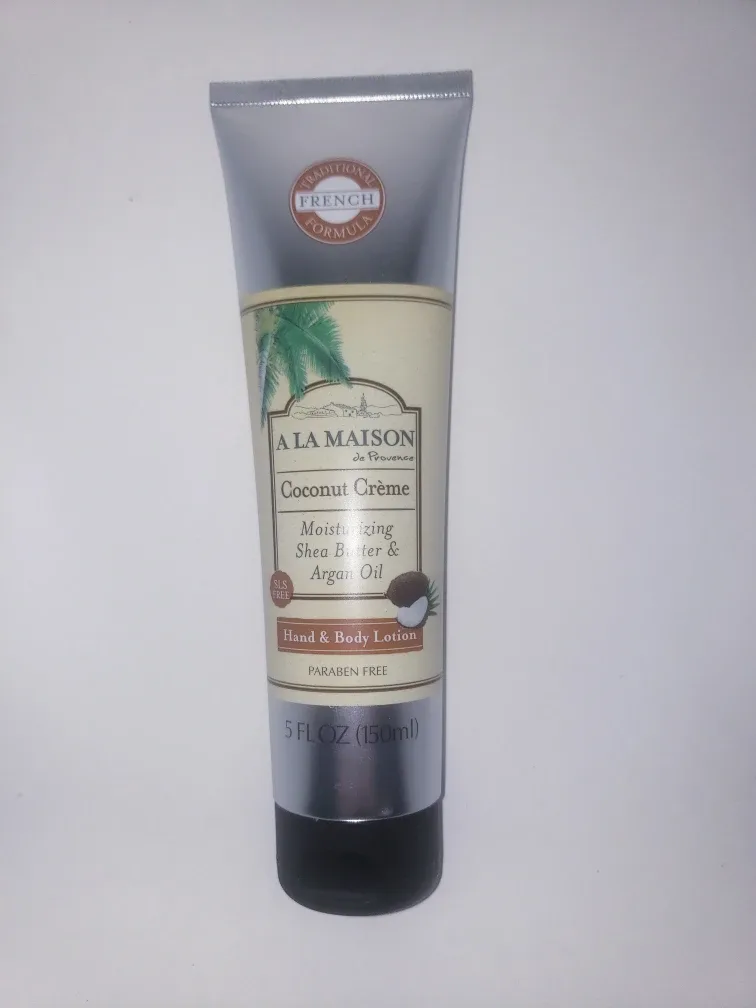 A La Maison de Provence Coconut Creme Hand and Body Lotion
