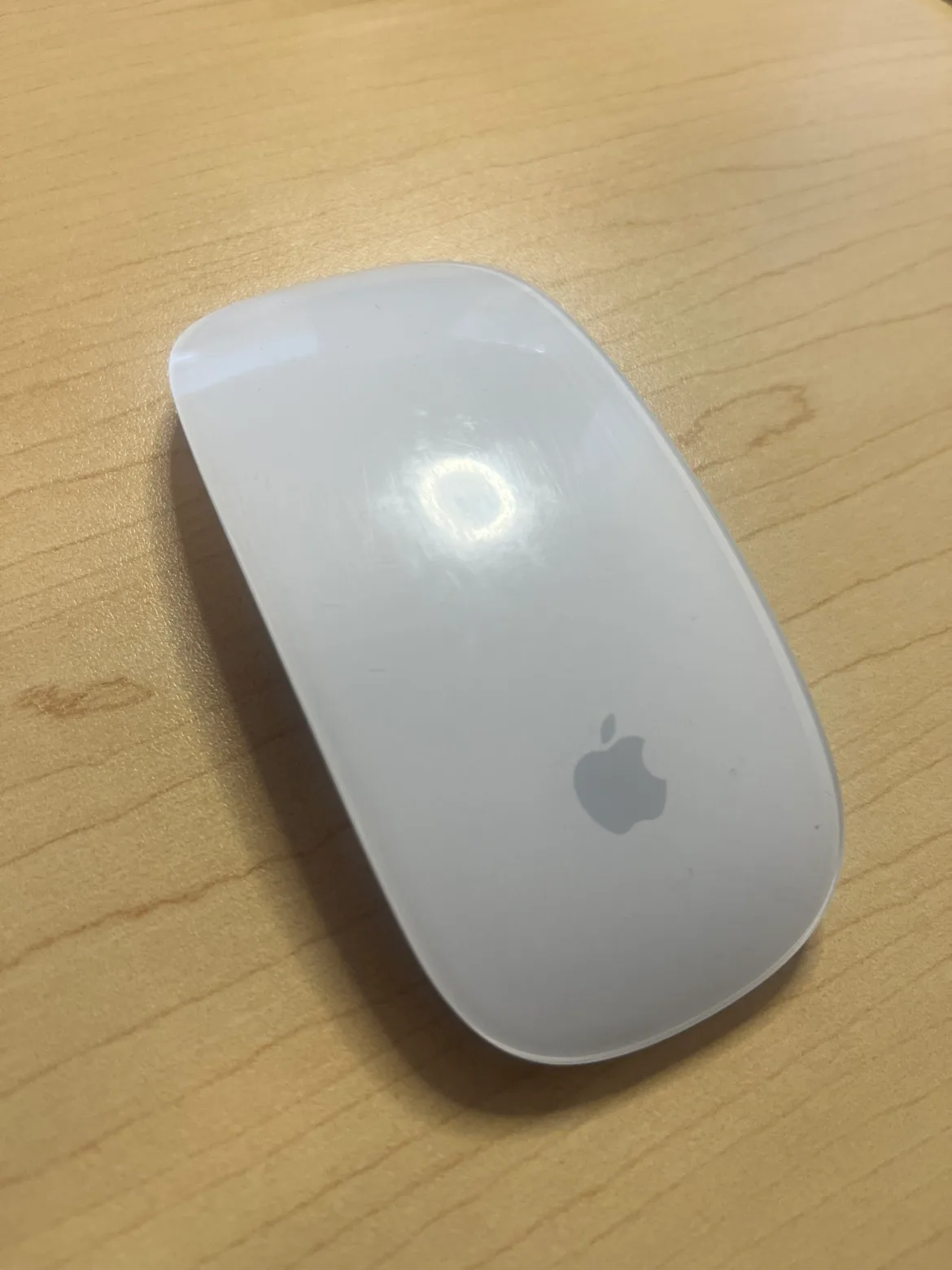 Apple Magic Mouse 2 thumbnail