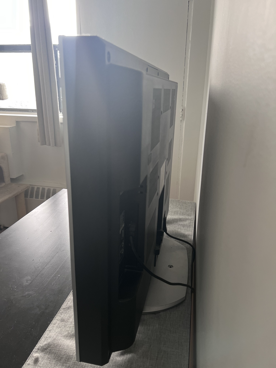 Sony Bravia KLV-S32A10 LCD TV - photo 3