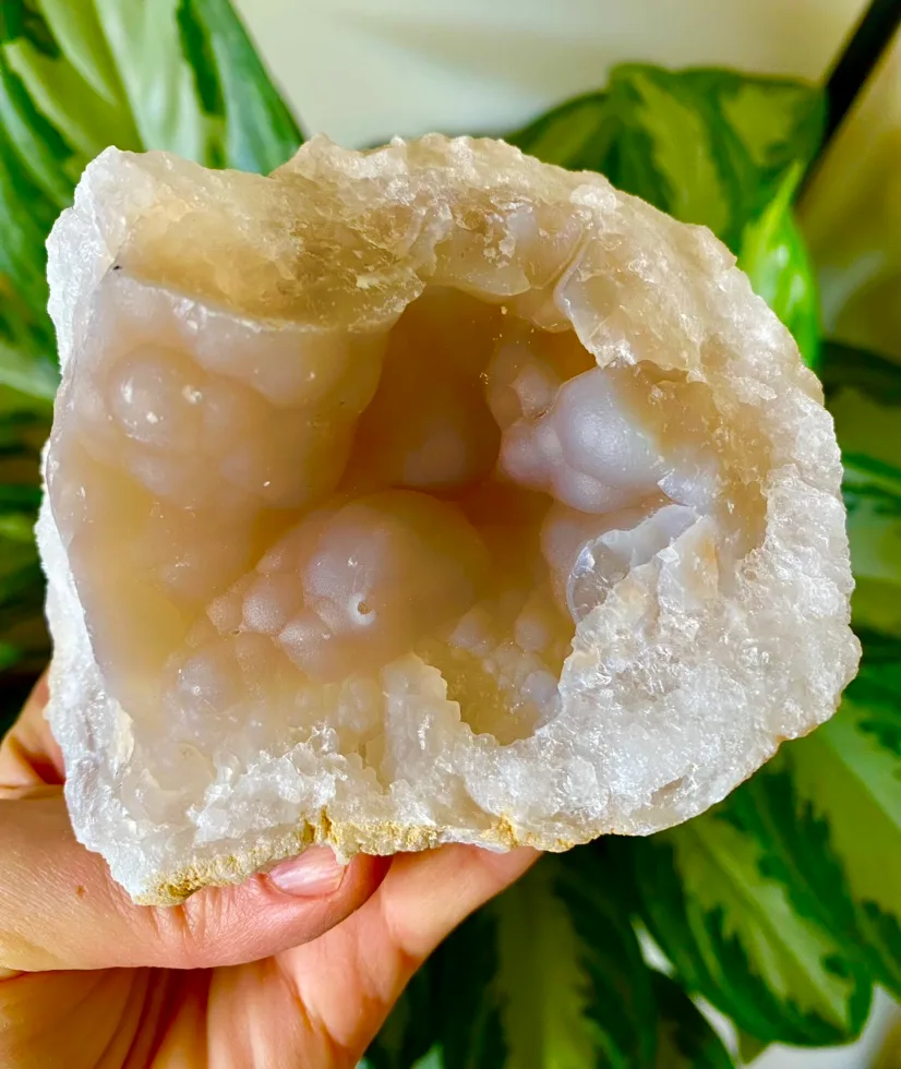 Large Chalcedony Geode image indicator(2)