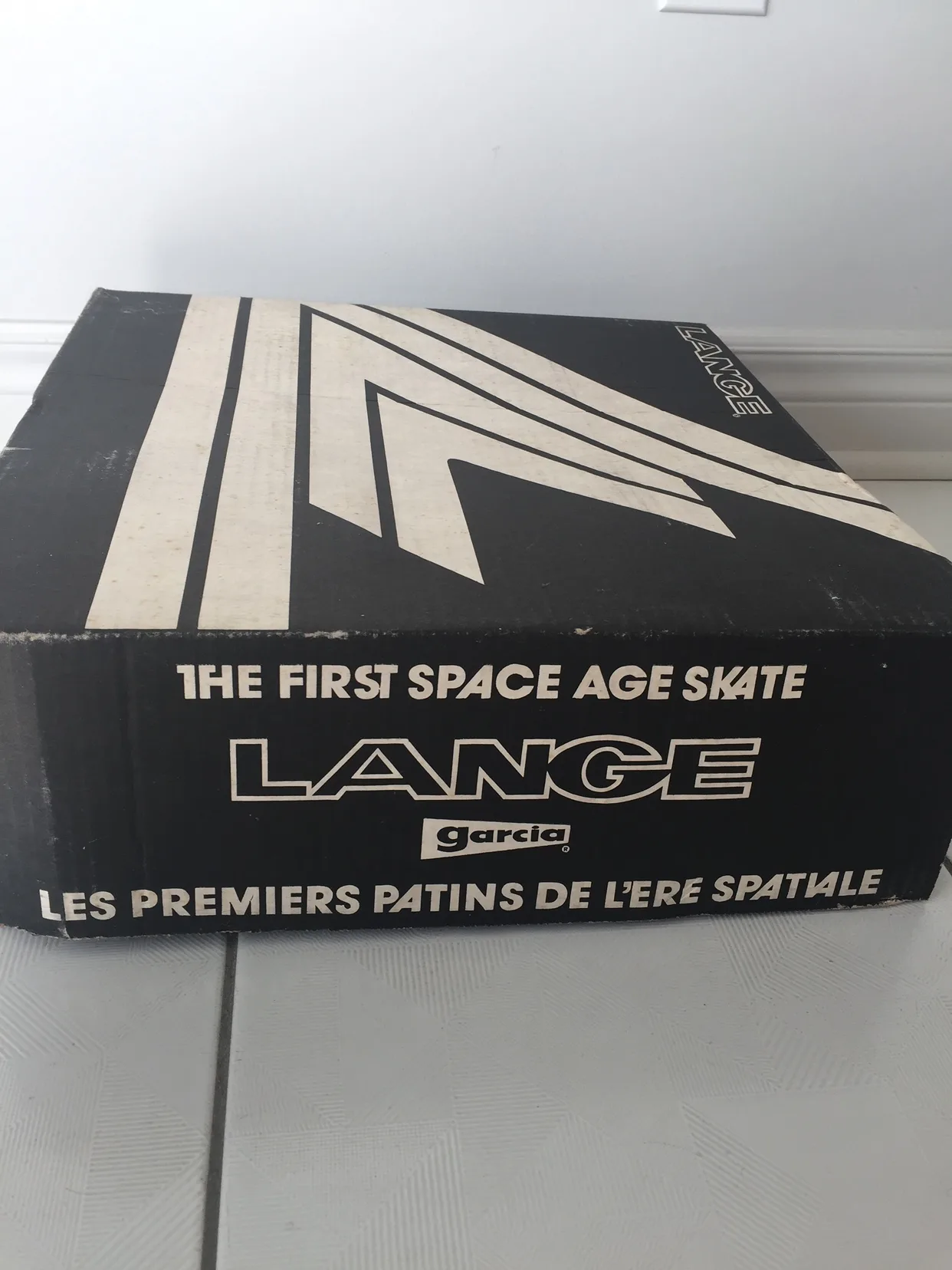 Lange Laser 3 Men’s/Teens Space Age Design Hockey Skates thumbnail