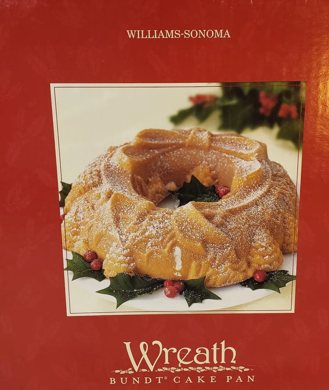 Williams-Sonoma Wreath Bundt Cake Pan image indicator(10)