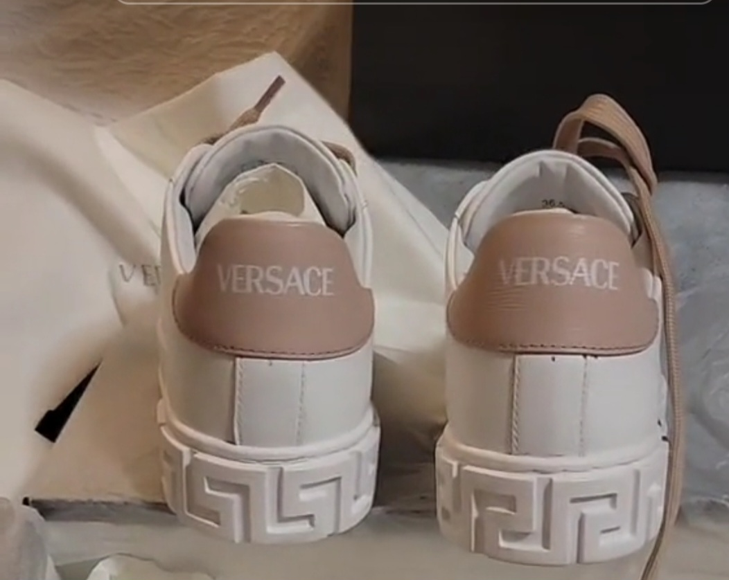 Versace Sneakers - photo 2