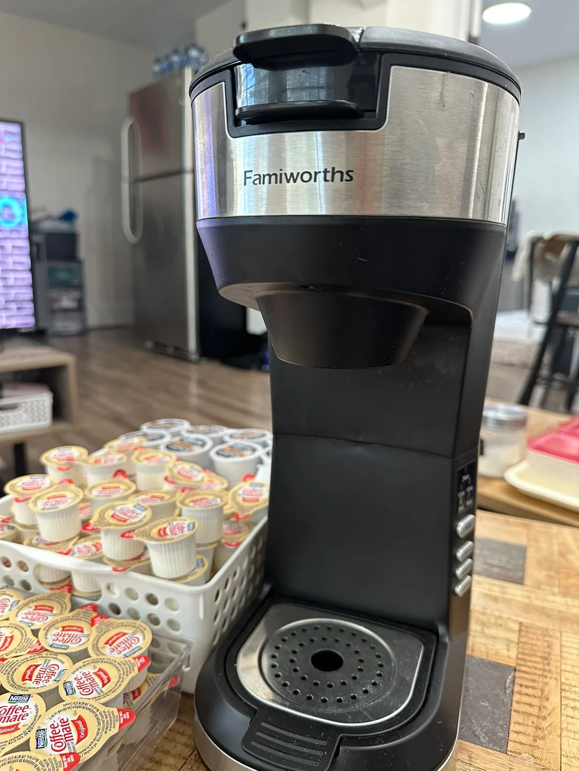 Famworths Single Serve Coffee Maker thumbnail