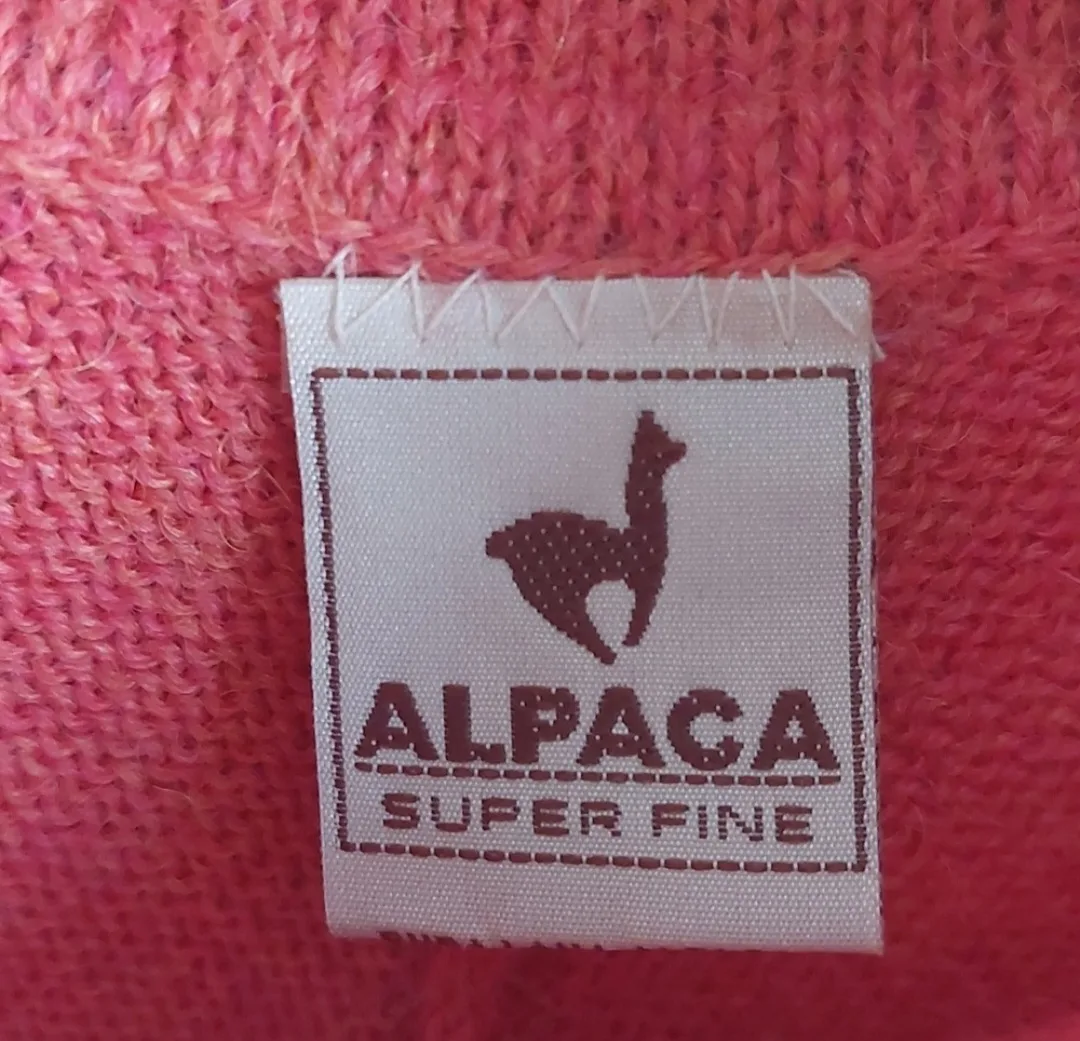 Pink Alpaca Poncho image indicator(3)