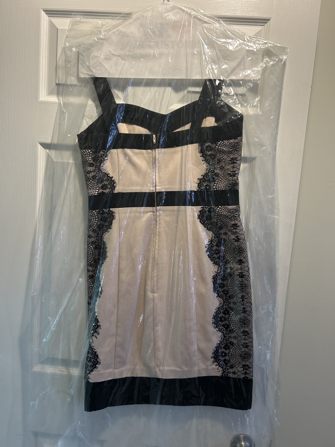 Black and Beige Lace Dress - photo 2