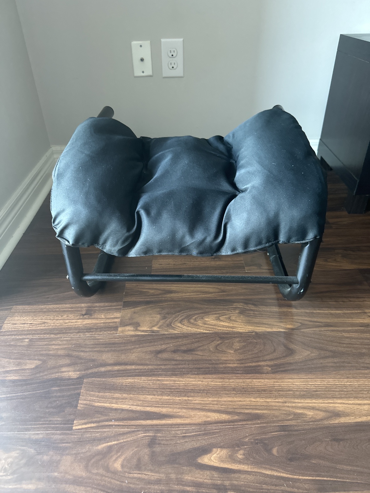 Black Foot Rest