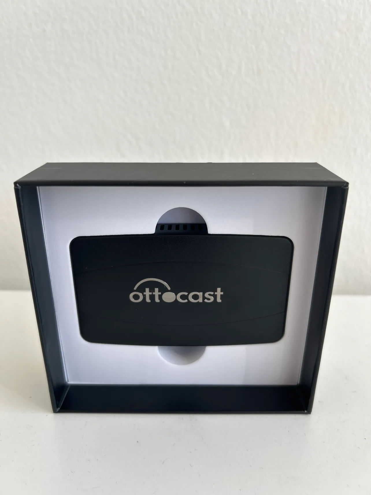 Ottocast Wireless Apple CarPlay & Android Auto image indicator(2)