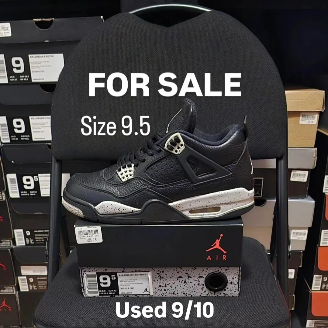 Air Jordan 4 Oreo size 9.5 thumbnail