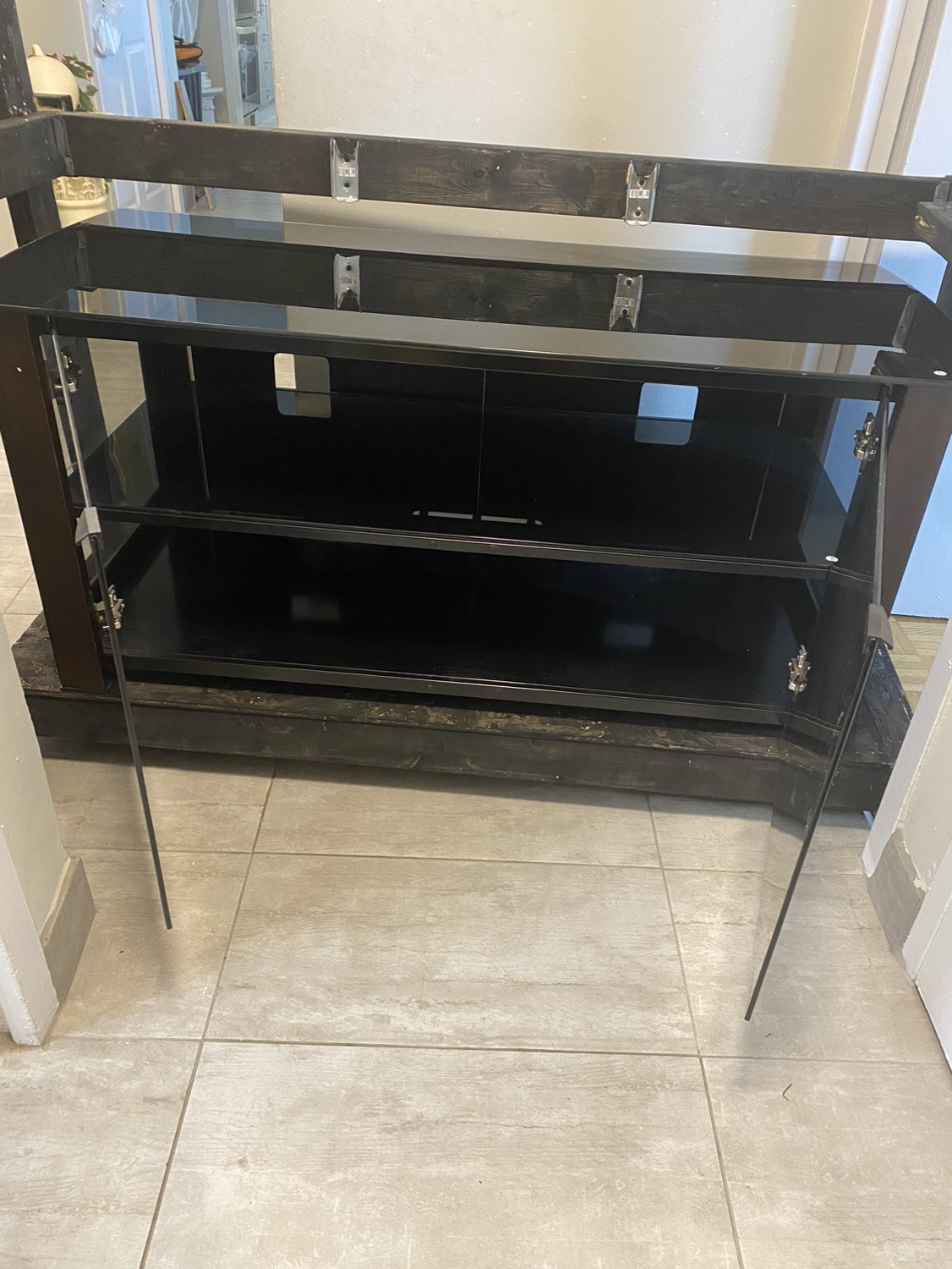 TV Stand - photo 2